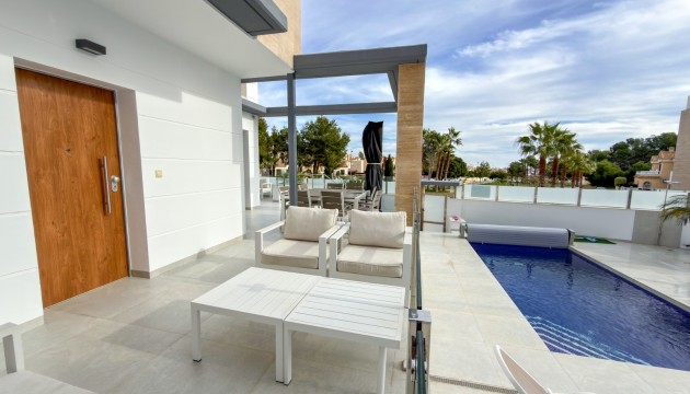 Wiederverkauf - Detached Villa - Orihuela Costa - Villamartín