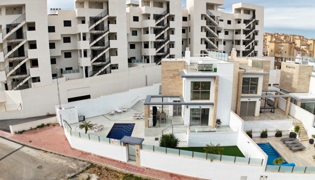 Wiederverkauf - Detached Villa - Orihuela Costa - Villamartín
