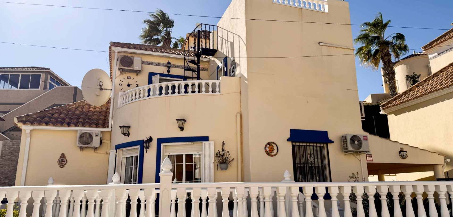 House in Los Balcones - view 1