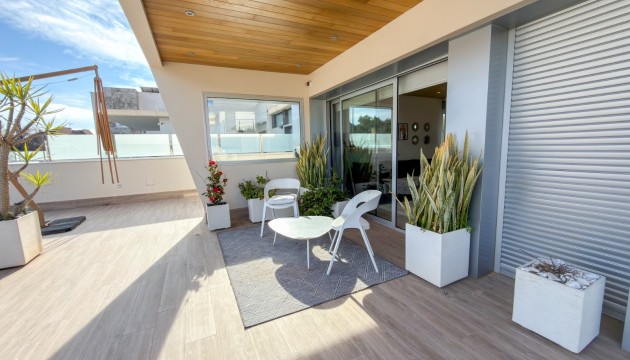 Wiederverkauf - Detached Villa - Orihuela Costa - Campoamor