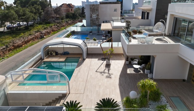 Wiederverkauf - Detached Villa - Orihuela Costa - Campoamor
