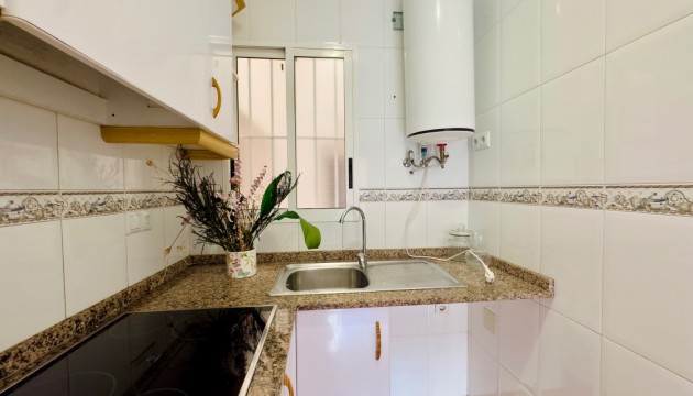 Odsprzedaż - Apartment - Torrevieja
