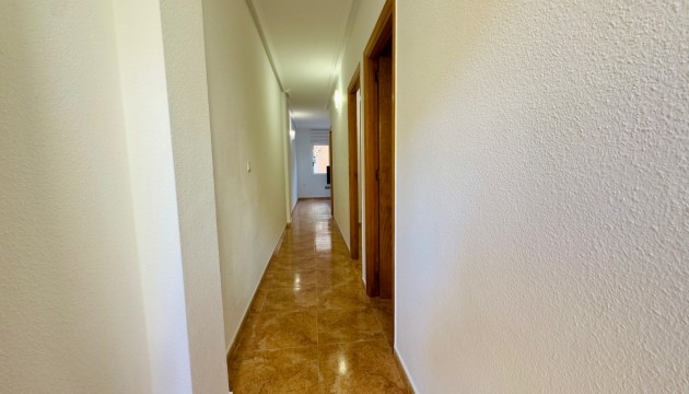 Odsprzedaż - Apartment - Torrevieja
