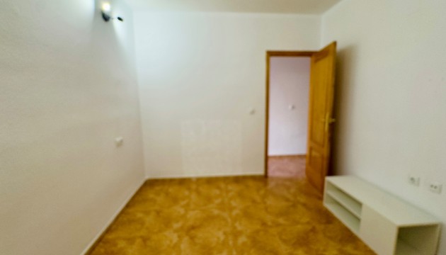 Odsprzedaż - Apartment - Torrevieja