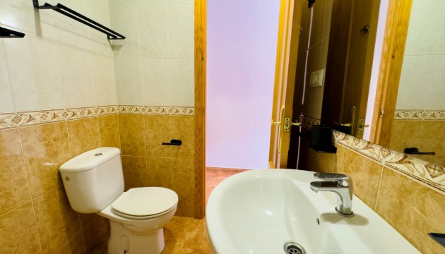 Odsprzedaż - Apartment - Torrevieja