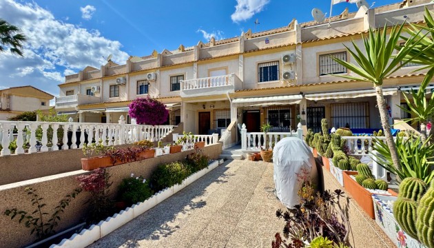 Wiederverkauf - Stadthaus - Orihuela Costa - Villamartín