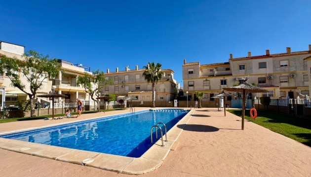 Wiederverkauf - Stadthaus - Orihuela Costa - Villamartín