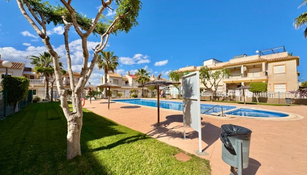 Wiederverkauf - Stadthaus - Orihuela Costa - Villamartín