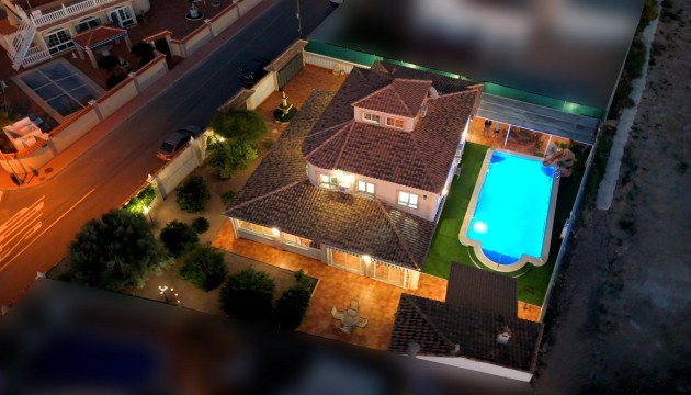 Wiederverkauf - Detached Villa - Torrevieja - El chaparral