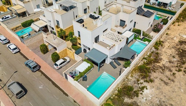 Resale - Detached Villa - Ciudad Quesada