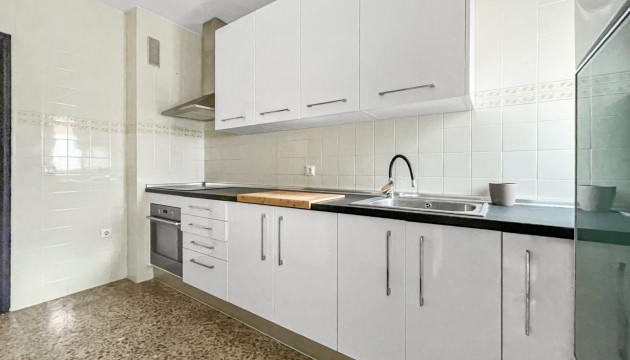Odsprzedaż - Apartment - Guardamar del Segura - Pueblo