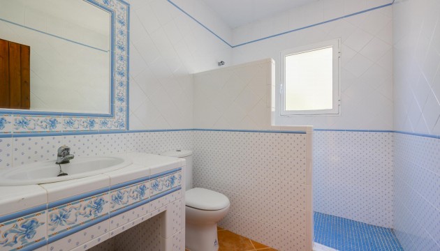 Resale - Detached Villa - San Miguel de Salinas