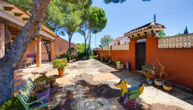 Resale - Detached Villa - San Miguel de Salinas