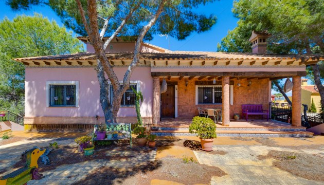Resale - Detached Villa - San Miguel de Salinas