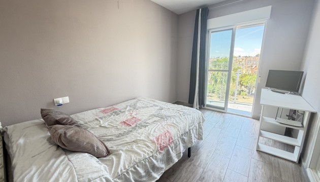 Odsprzedaż - Detached Villa - Orihuela Costa - Villamartín