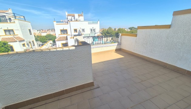 Odsprzedaż - Semi Detached Villa - Orihuela Costa - Los Altos