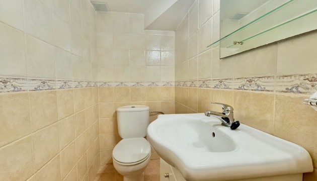 Resale - Semi Detached Villa - Guardamar del Segura