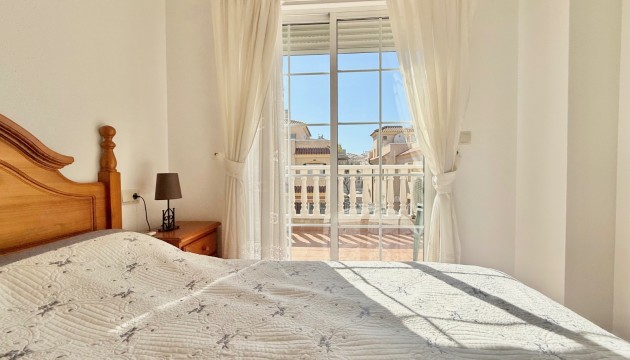 Resale - Semi Detached Villa - Guardamar del Segura