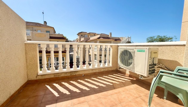 Resale - Semi Detached Villa - Guardamar del Segura