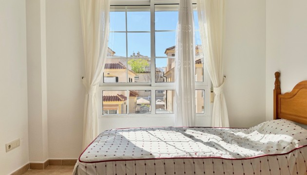 Resale - Semi Detached Villa - Guardamar del Segura