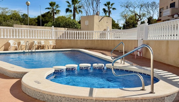 Resale - Semi Detached Villa - Guardamar del Segura