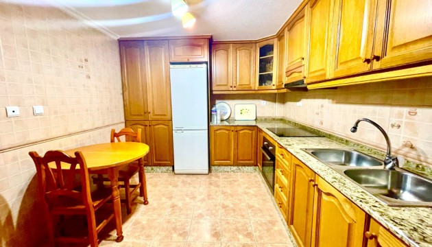 Odsprzedaż - Detached Villa - Almoradi