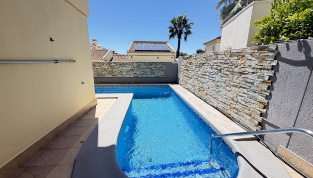 Odsprzedaż - Detached Villa - Orihuela Costa - Las Ramblas
