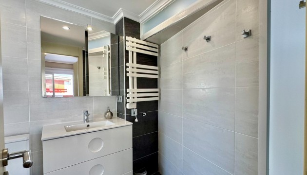 Odsprzedaż - Apartment - Orihuela Costa - Punta Prima