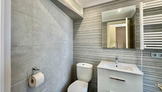 Odsprzedaż - Apartment - Orihuela Costa - Punta Prima