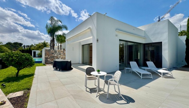 Odsprzedaż - Detached Villa - Orihuela - Las Colinas Golf