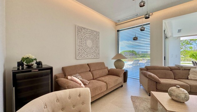Odsprzedaż - Detached Villa - Orihuela - Las Colinas Golf