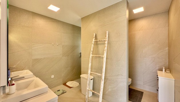 Odsprzedaż - Detached Villa - Orihuela - Las Colinas Golf