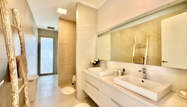 Odsprzedaż - Detached Villa - Orihuela - Las Colinas Golf