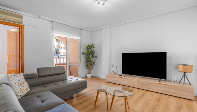 Herverkoop - Apartment - Torrevieja