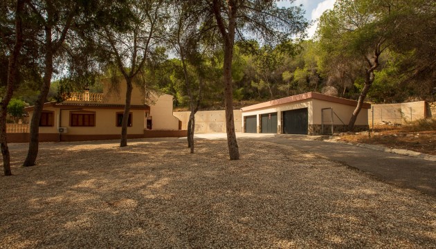 Begagnad - Landsbyggdshus - Torremendo