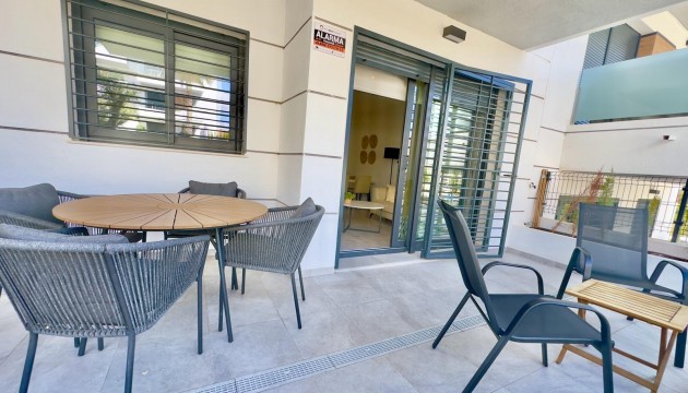 Odsprzedaż - Apartment - Orihuela Costa - Villamartín