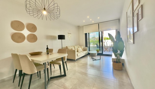 Odsprzedaż - Apartment - Orihuela Costa - Villamartín
