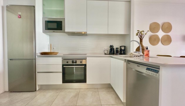 Odsprzedaż - Apartment - Orihuela Costa - Villamartín