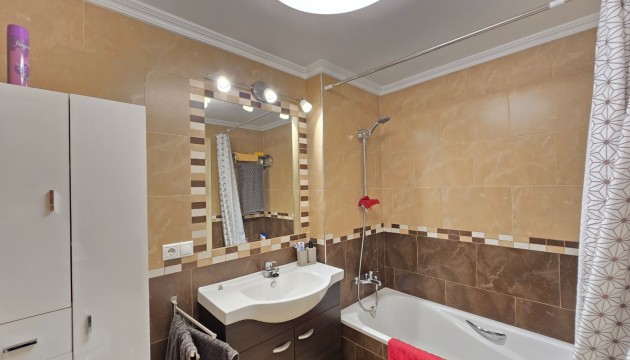 Odsprzedaż - Apartment - Orihuela Costa - Villamartín