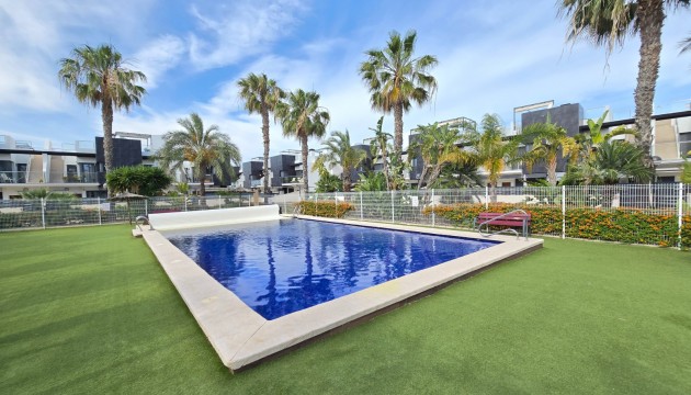 Odsprzedaż - Apartment - Orihuela Costa - Villamartín