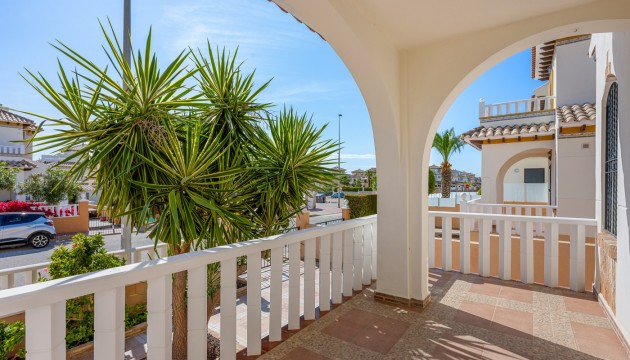 Odsprzedaż - Kamienica - Orihuela Costa - Lomas de Cabo Roig