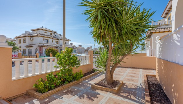 Odsprzedaż - Kamienica - Orihuela Costa - Lomas de Cabo Roig