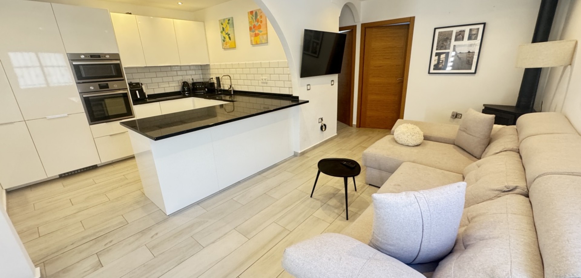 House in Villamartin - Image 3