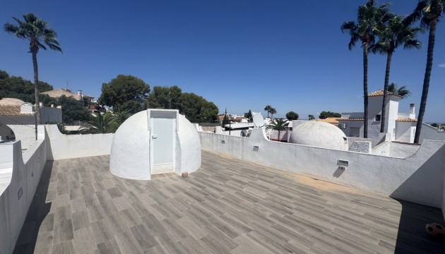 Odsprzedaż - Detached Villa - Orihuela Costa - Villamartín