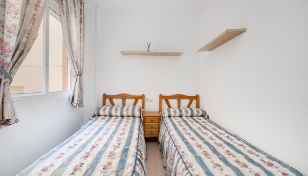 Odsprzedaż - Bungalow - Torrevieja - El Acequión - Los Náufragos