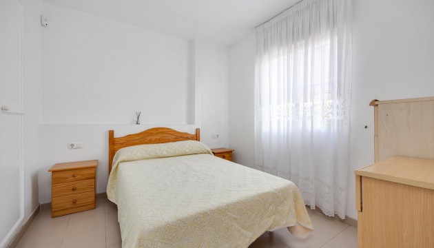 Odsprzedaż - Bungalow - Torrevieja - El Acequión - Los Náufragos