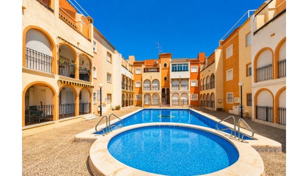 Odsprzedaż - Bungalow - Torrevieja - El Acequión - Los Náufragos