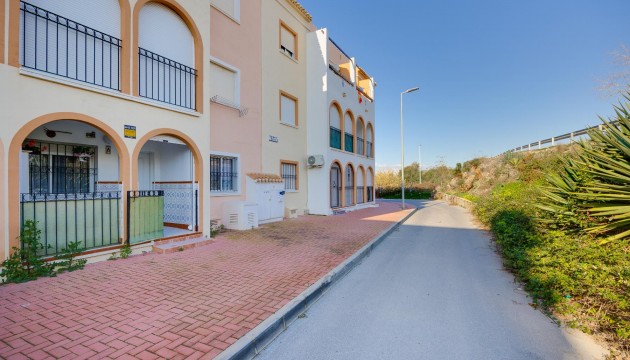 Odsprzedaż - Bungalow - Torrevieja - El Acequión - Los Náufragos