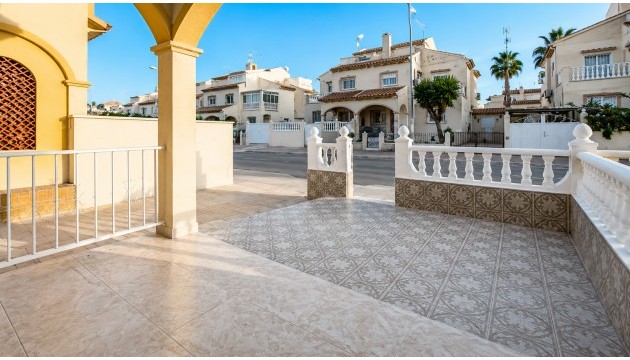 Wiederverkauf - Stadthaus - Orihuela Costa - Los Almendros