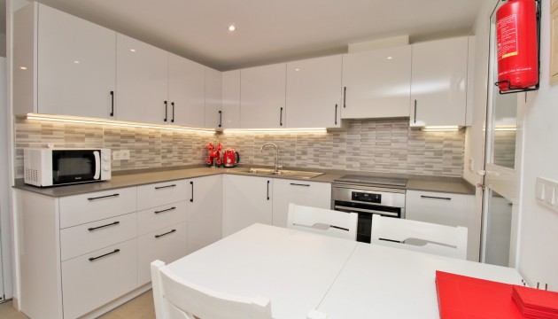 Herverkoop - Apartment - Orihuela Costa - Playa Flamenca